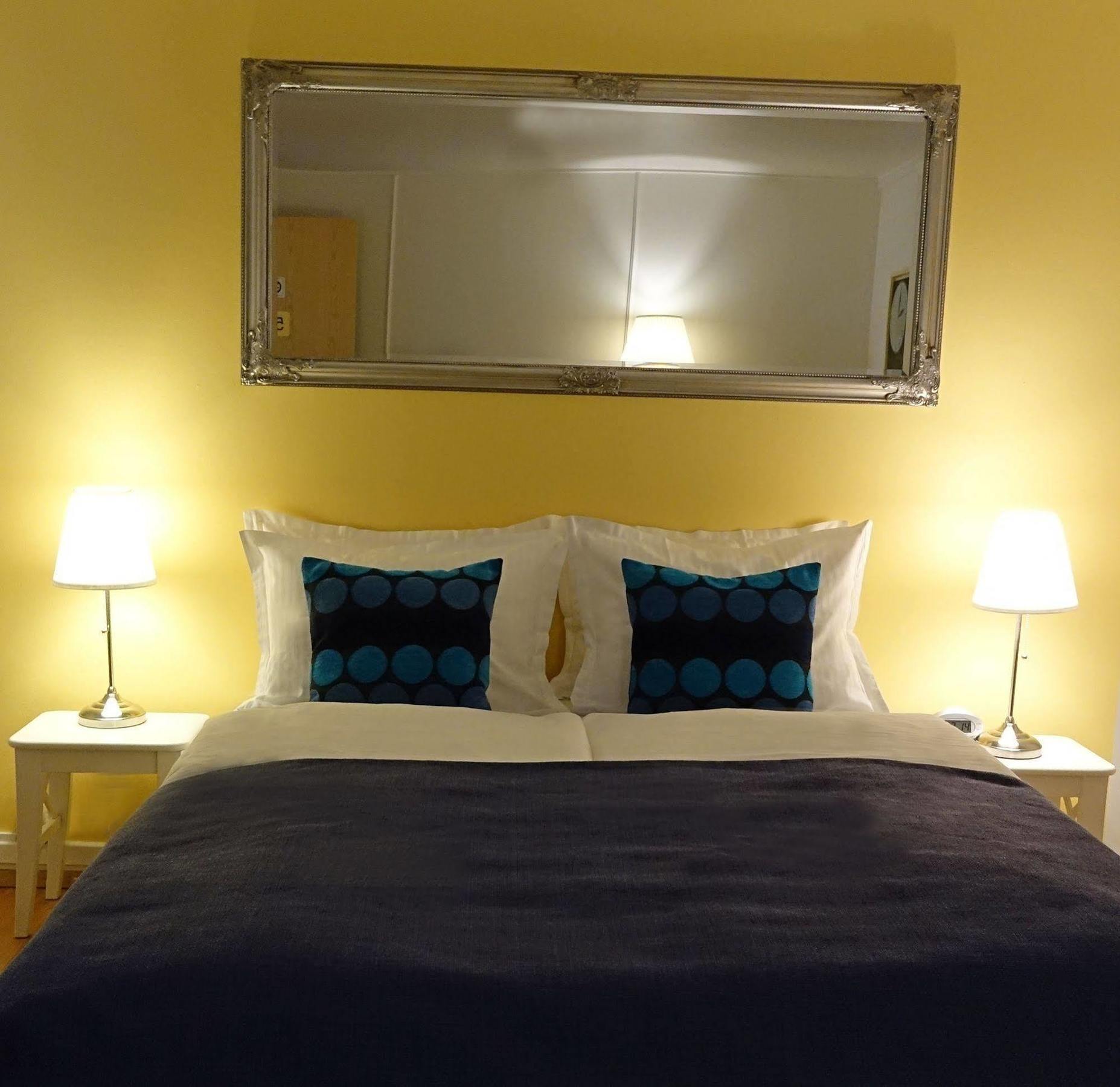 Castle House & Embassy Luxury Apartments 雷克雅維克 外观 照片