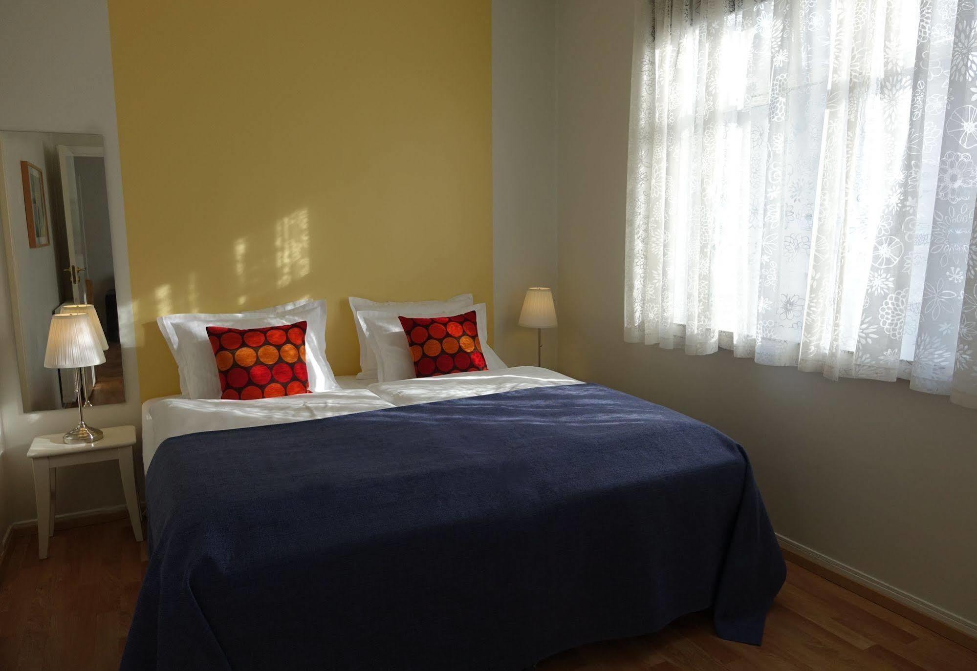 Castle House & Embassy Luxury Apartments 雷克雅維克 外观 照片